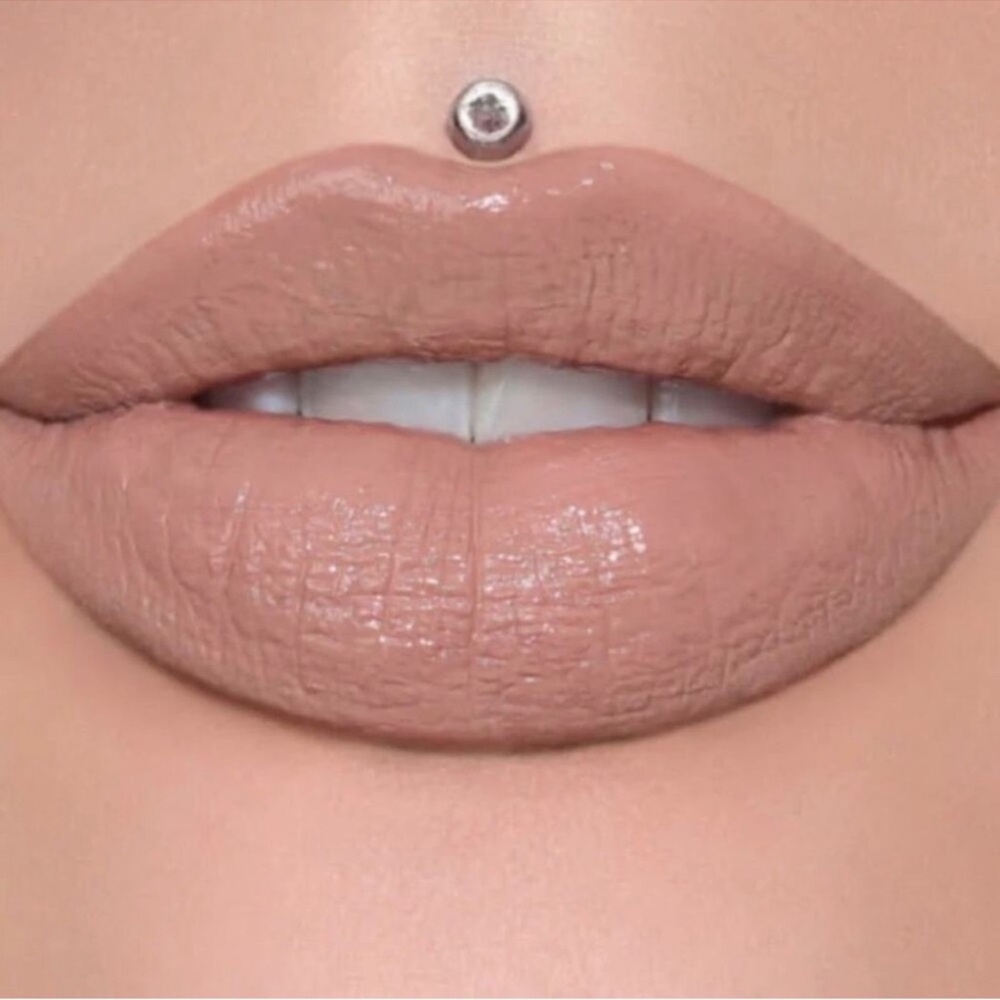 Jeffree Star Supreme Gloss -  Blow My Candles